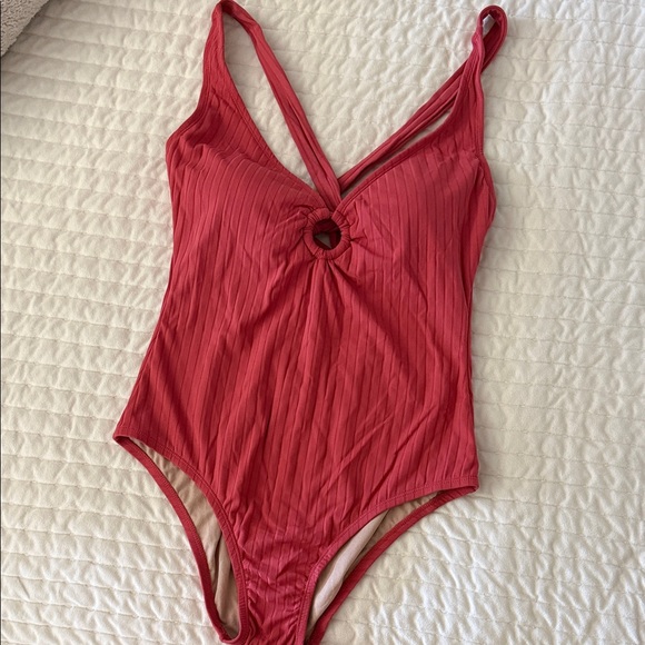 Kona Sol Other - Kona Sol Pink-Red Ribbed One-Piece Swimsuit with Front Ring
